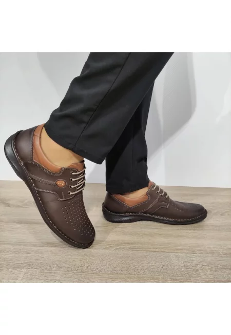 Мъжки перфорирани обувки  Кафяв