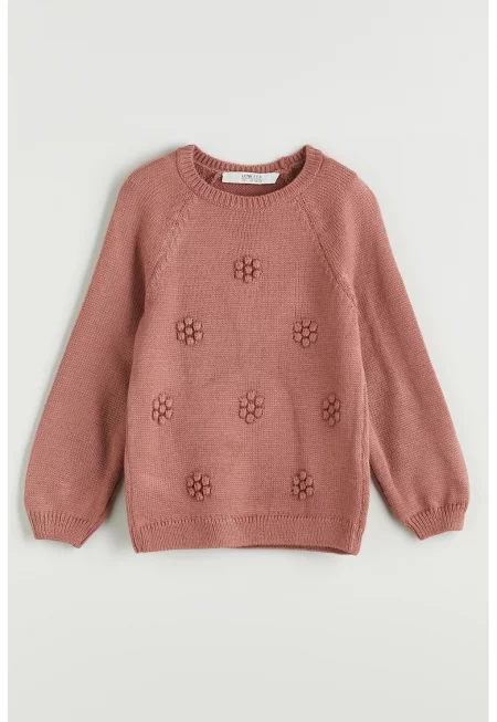 Пуловер с флорални бродерии