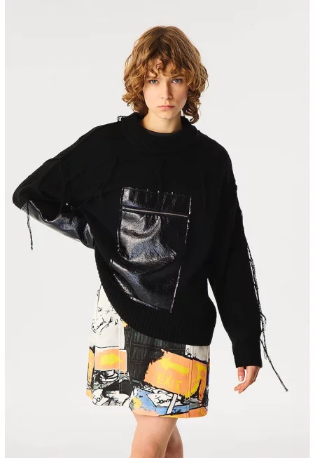 Свободен пуловер с вълна - Черен