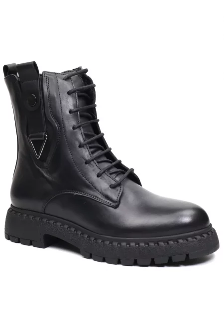 Дамски боти D19 5802 черни