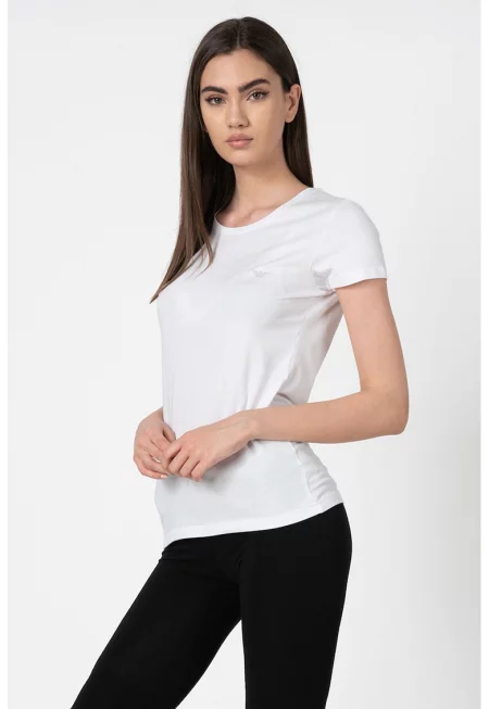 Домашна тениска с декоративни камъни