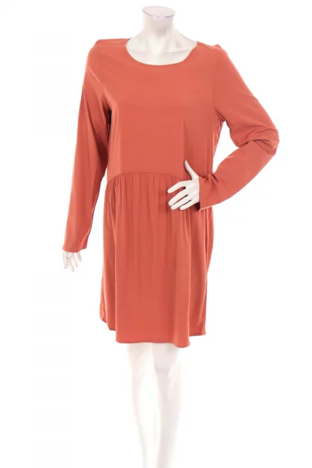 Дрехи Ежедневна рокля VERO MODA