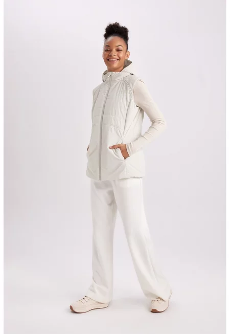 Елек с качулка и джобове