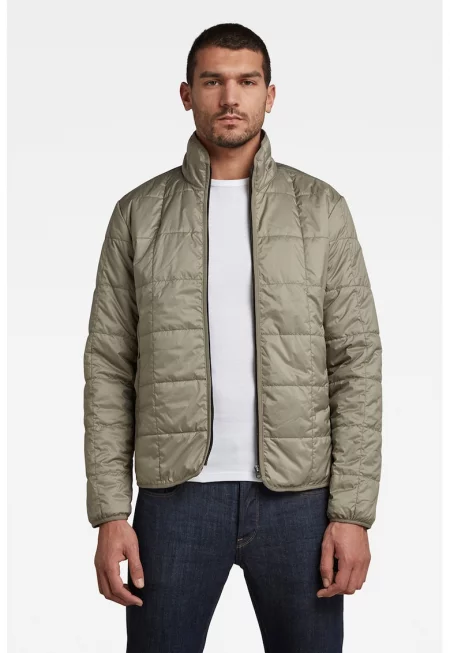 Олекотено капитонирано зимно яке