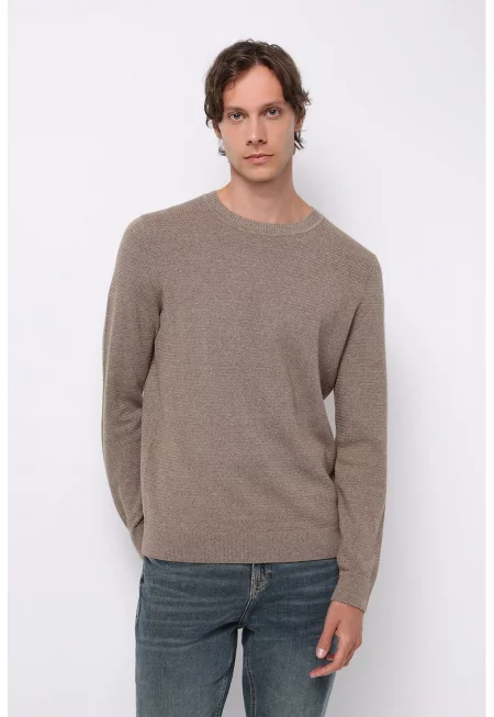 Памучен пуловер с овално деколте