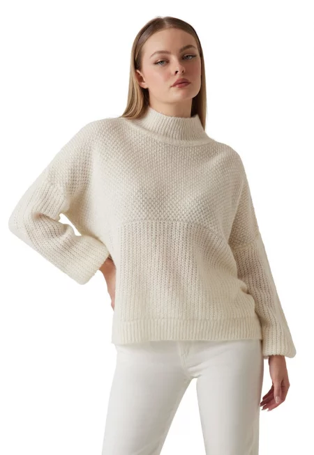 Пуловер с вълна алпака и паднали ръкави - Крем -