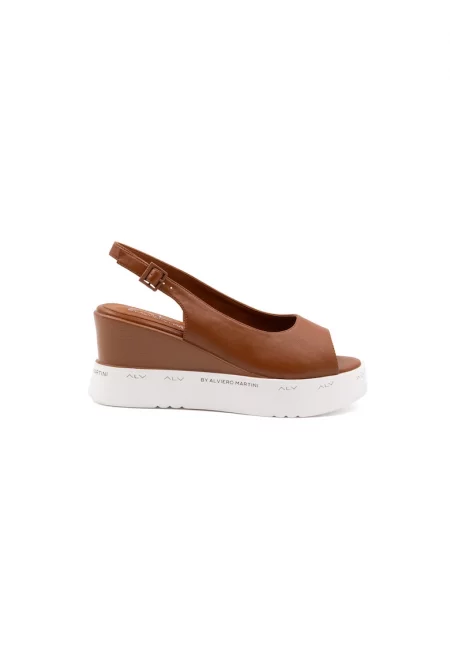 Скосени сандали от еко кожа - Карамел