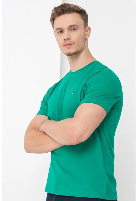 Тениска с памук с овално деколте