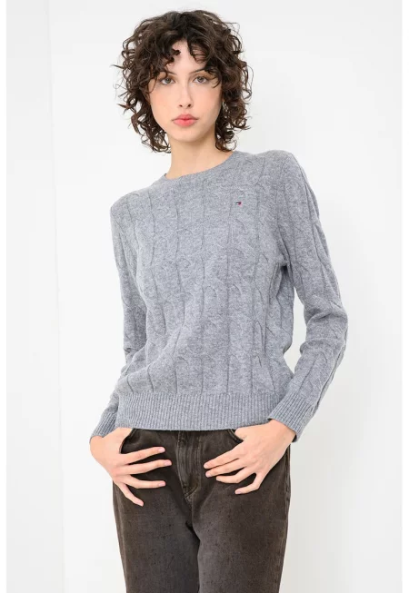 Вълнен пуловер с плетка осморка и овално деколте - Tъмносив