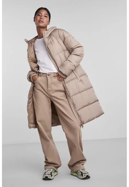 Зимно яке с качулка и джобове - Розово