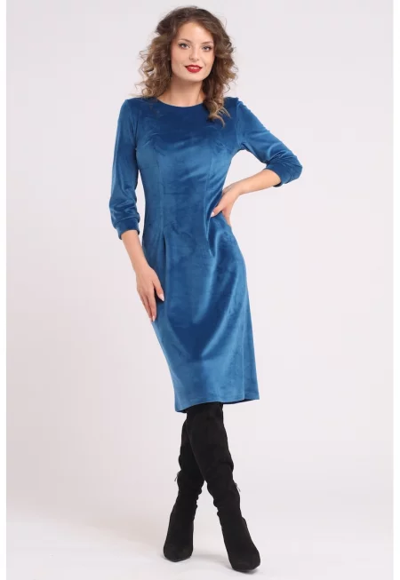 Едноцветна рокля с дълги ръкави