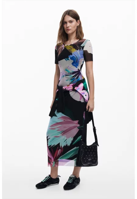 Флорална рокля с къси ръкави