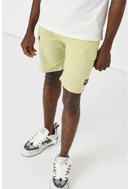 Къс панталон карго със средна талия - Шам фъстък зелено