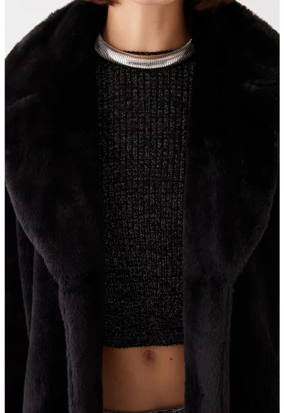 Палто от еко пух с раздвоен ревер