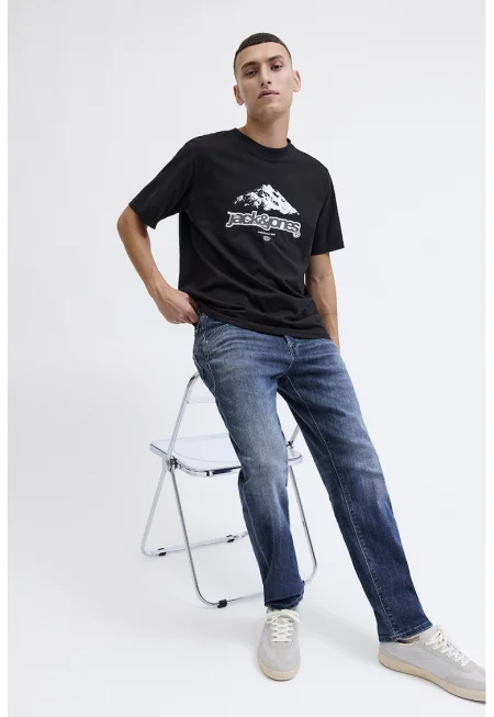 Прави дънки със захабен ефект