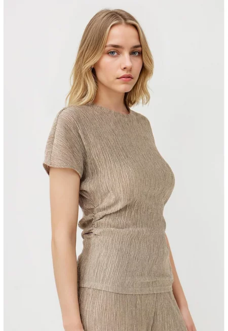 Релефна блуза с къси ръкави