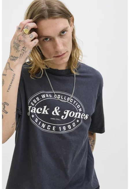 Тениска с паднали ръкави и принт