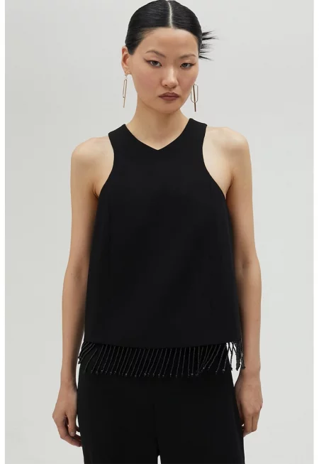 Топ с овално деколте и пискюл - Черен