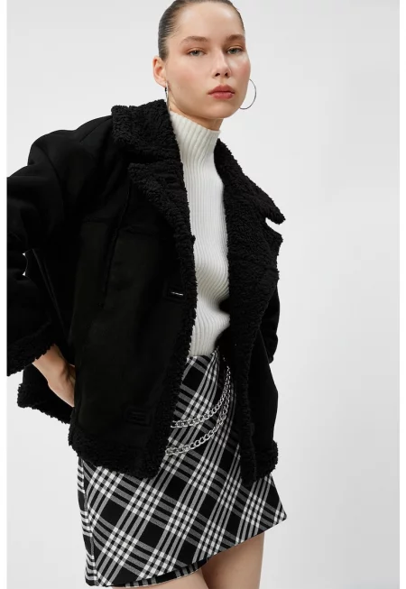 Яке с детайли от еко пух