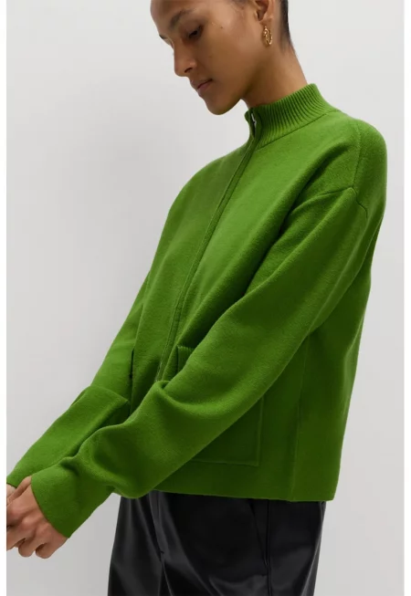 Яке с двупосочен цип и джобове с капаче