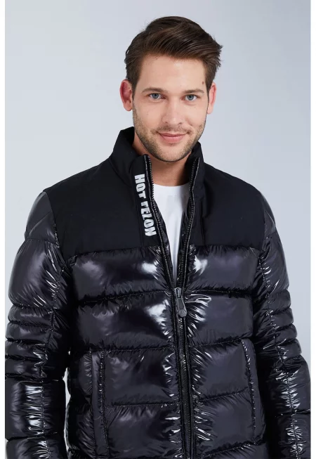 Зимно яке с бляскав ефект