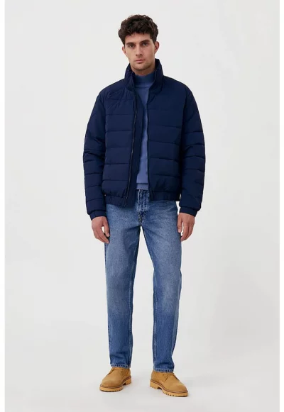 Зимно яке с висока яка