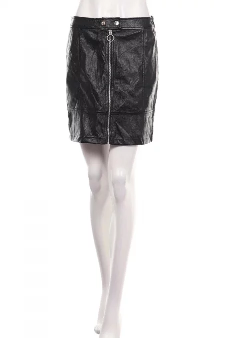 Дрехи Пола GINA TRICOT