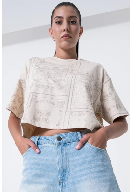 Къса тениска с лого