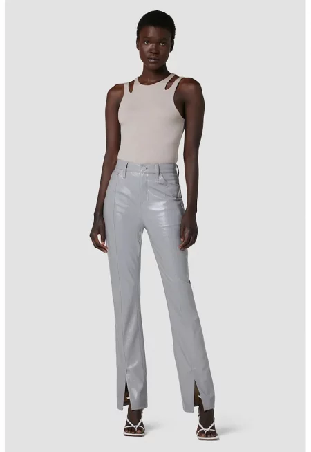 Панталон от еко кожа тип цигара - с предна изрезка на глезените