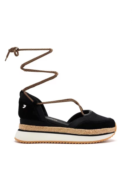 Скосени обувки с велур - Черен