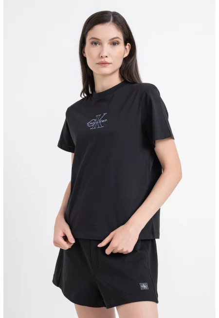 Стандартна тениска с овално деколте