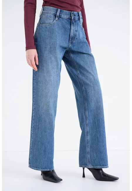 Свободни дънки Judee с миди талия - Син меланж