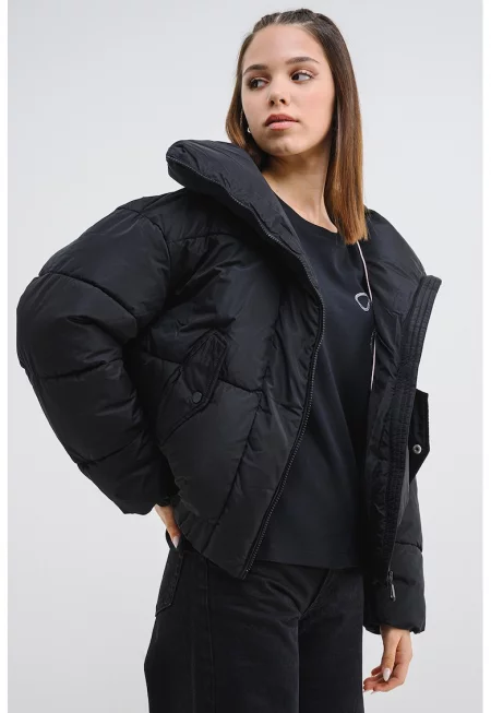 Зимно яке с висока яка - Черен