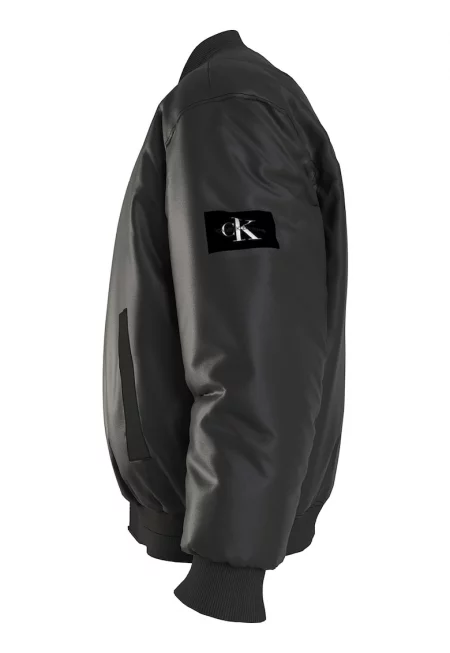 Бомбър яке с джобове встрани