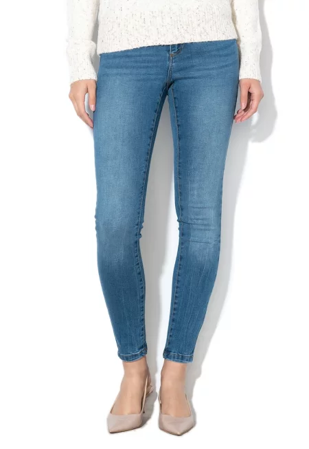 Дънки Tanya със захабен ефект