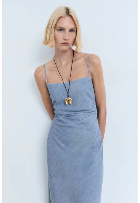 Дънкова рокля с тънки презрамки