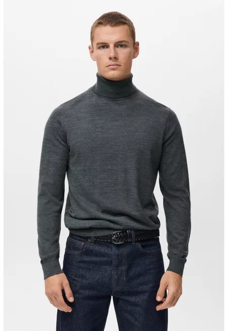 Фино плетено поло от вълна