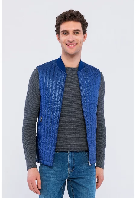 Капитониран елек с джобове встрани