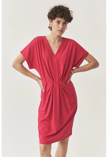 Къса шпиц рокля