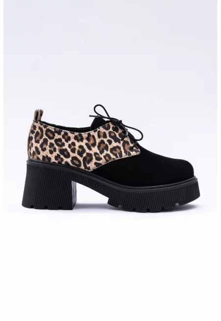 Кожени обувки с равна платформа - Черен/Бежов