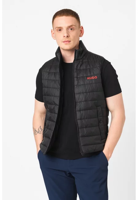 Олекотен капитониран елек Bentino с вата - Черен