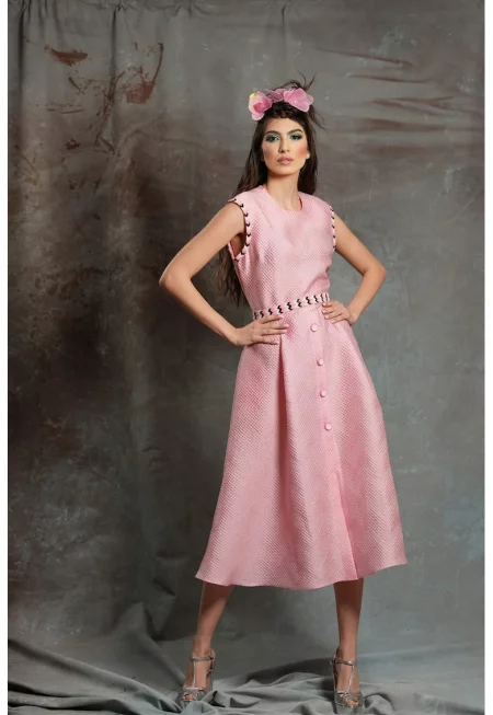 Разкроена релефна рокля Rivi - Розово