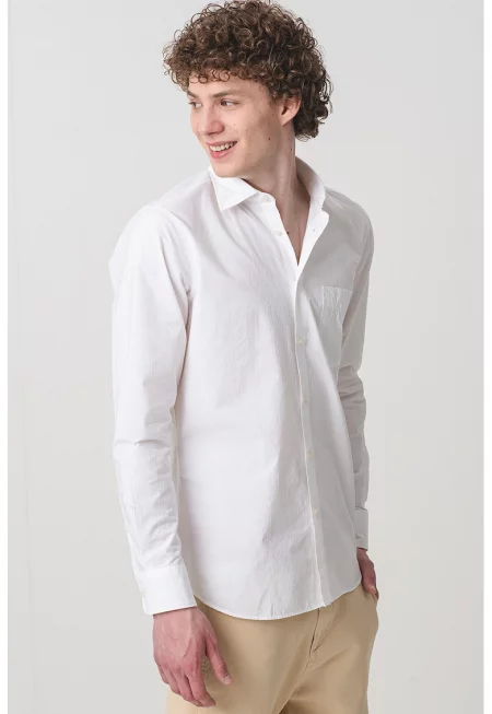 Риза с дълги ръкави и джоб на гърдите - Бял