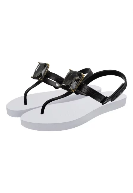 Сандали с разделител за палеца и декоративни камъни