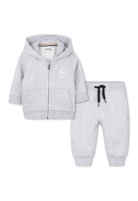 Спортен екип с лого и цип