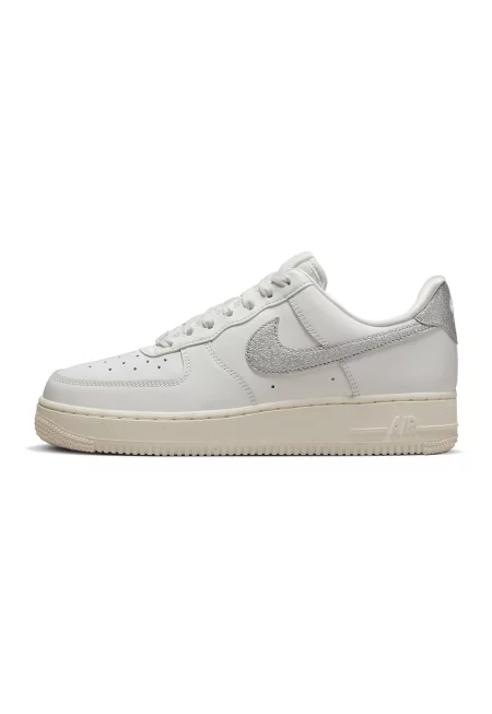 Спортни обувки Air Force 1 с бляскаво лого