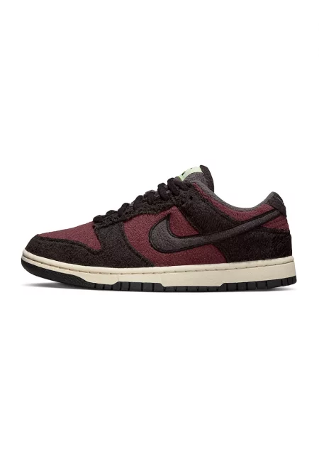 Спортни обувки Dunk Low Fuzzy