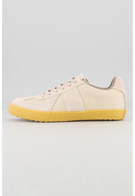 Спортни обувки с велур - Бежов