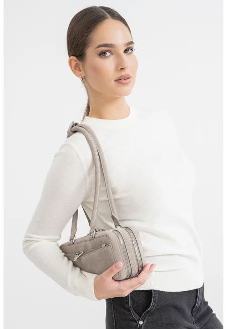 Вълнен пуловер с овално деколте - Слонова кост