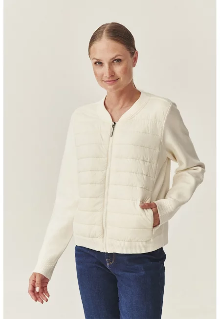 Жилетка с капитонирани панели